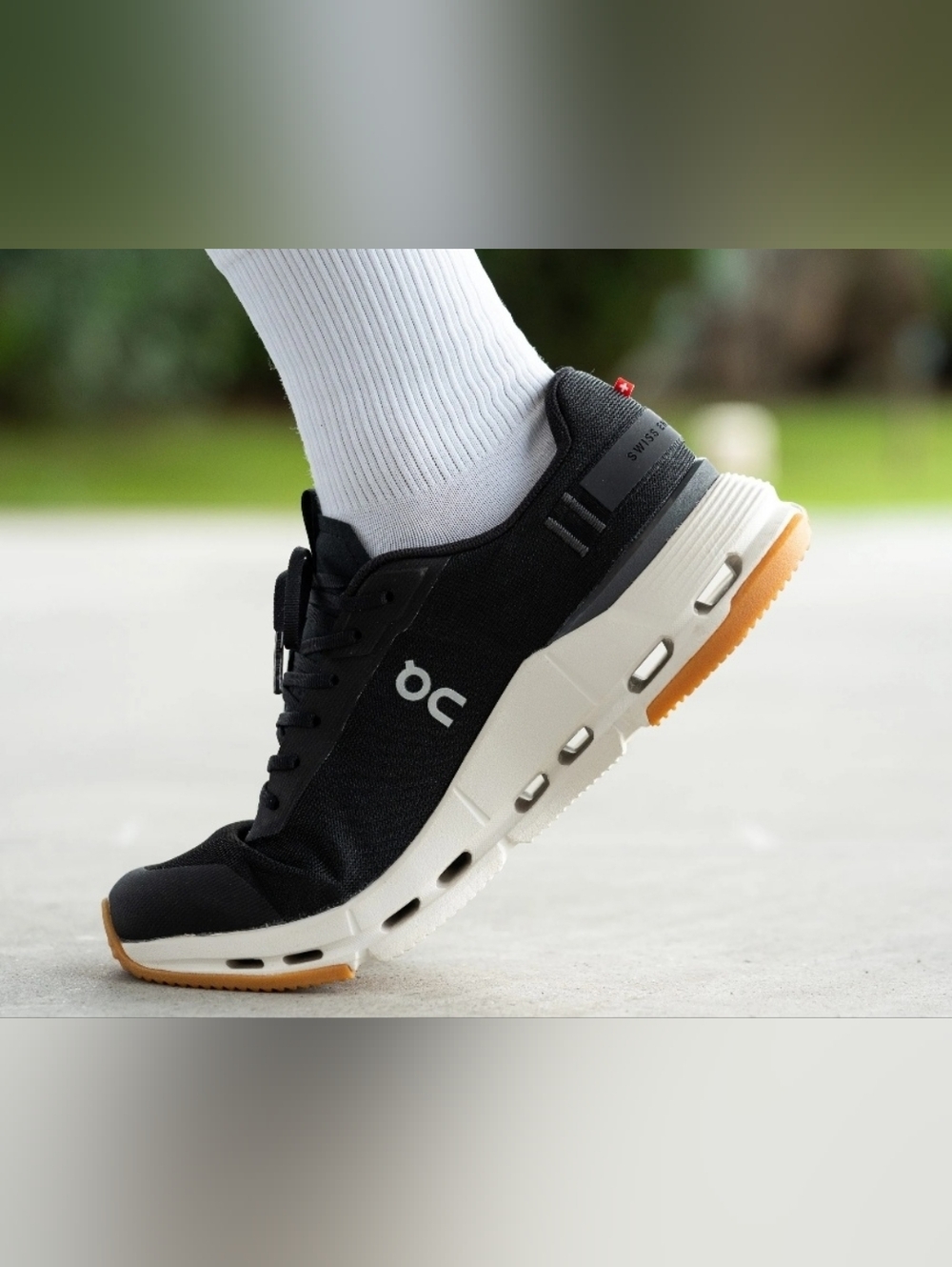 Size 6.5 Women's  ON   Running Cloudnova Shoes